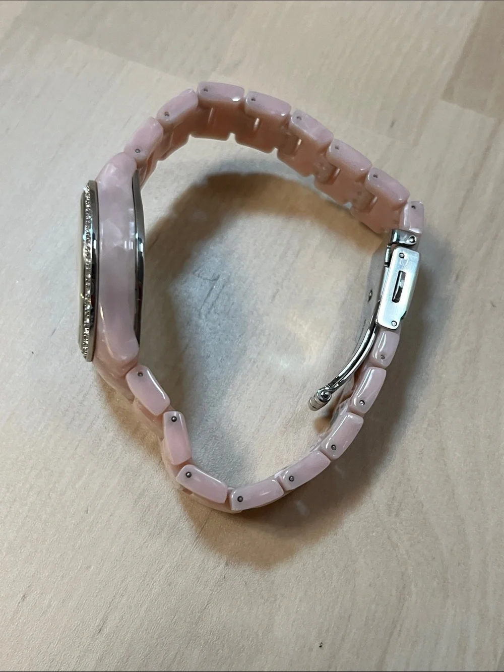 Fossil ES2688 Pave Bezel White Face Analog Watch & Pink Pearly Plastic Band
